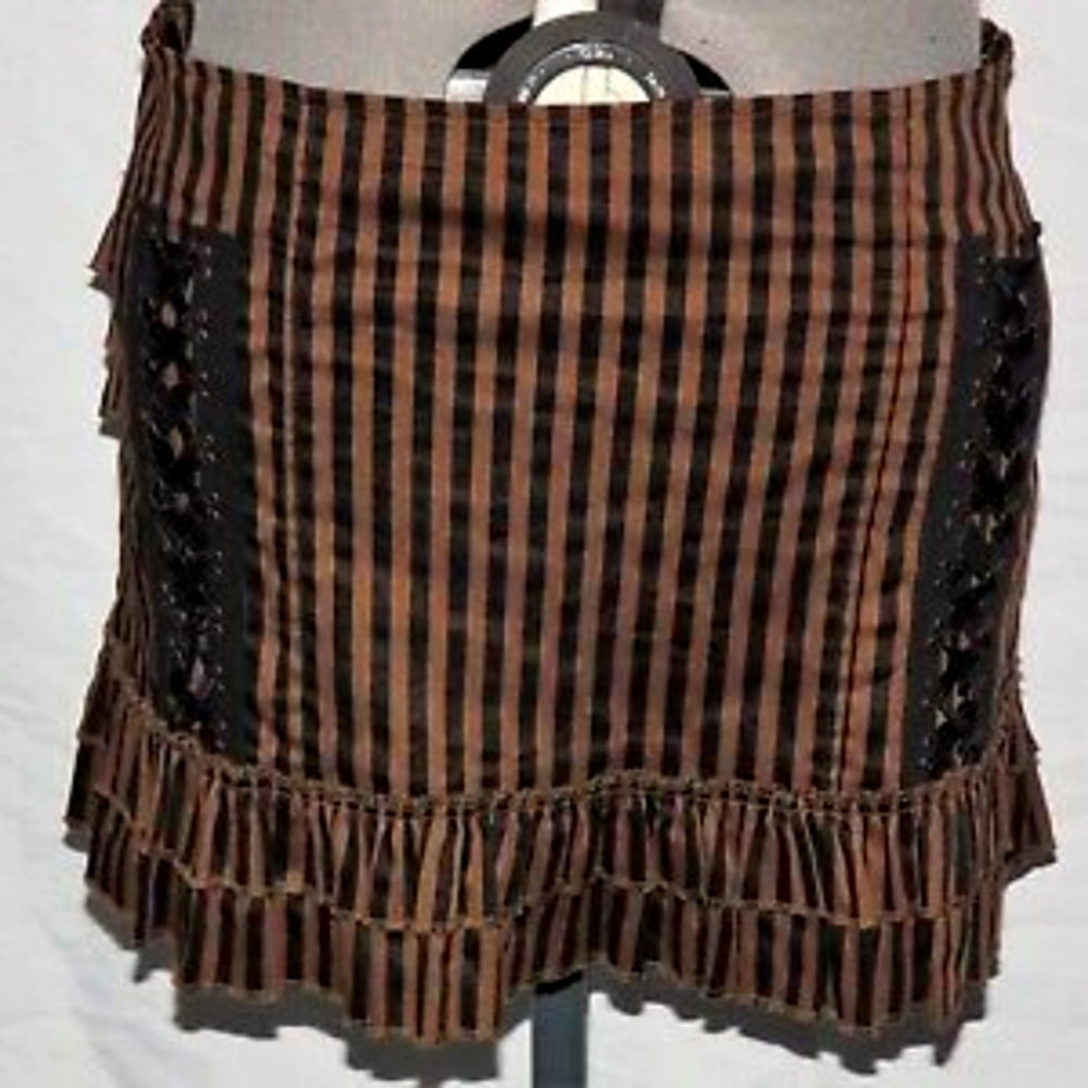 Spin doctor brown striped skirt